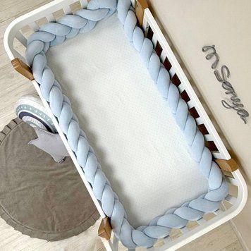 Бортик-коса блакитний 3,6 м на всі сторони ліжечка &mdash; купити в Bubbleshop