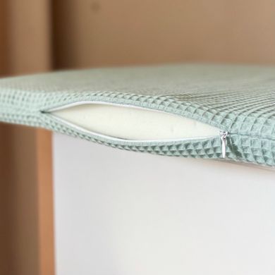 Матрацик на пеленальний столик мятний 50х70+/-2 см &mdash; купити в Bubbleshop