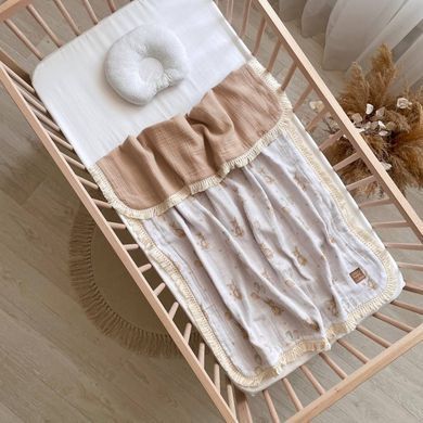 Плед муслін жатка Зайки з кульками/бежевий з бахромою &mdash; купити в Bubbleshop