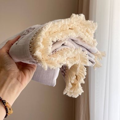 Плед муслін жатка Обіймашки бежевий з бахромою &mdash; купити в Bubbleshop