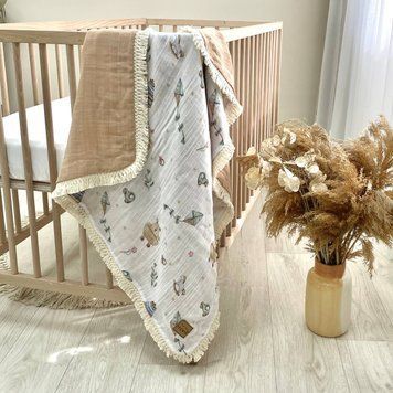Плед муслін жатка Іграшки бежевий з бахромою &mdash; купити в Bubbleshop