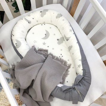 Кокон Baby Design Хмаринки сірі з місяцем &mdash; купити в Bubbleshop