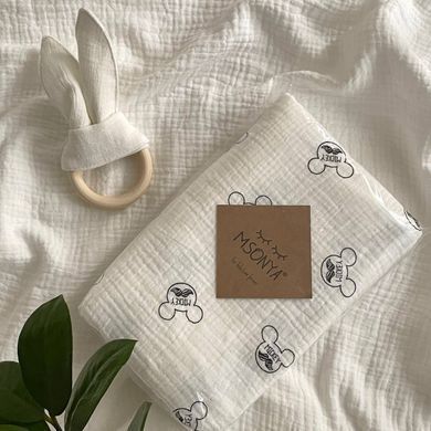 Пелюшка муслін Міккі Маус з вусами &mdash; купити в Bubbleshop