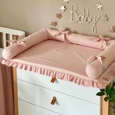 Пеленальний матрацик поплін з рюшем 60х80 Пудра &mdash; купити в Bubbleshop
